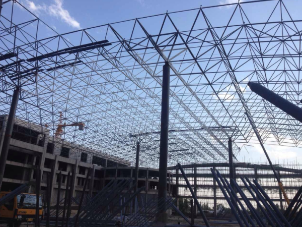 东方管桁架加工案例